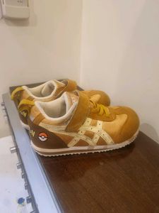 Unisex Ltd Edition Asics Pokemon Sneakers!