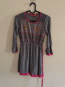 Stretchable Kurta For Everyday Use