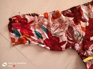 Kurta Set (With Pant And Dupatta)