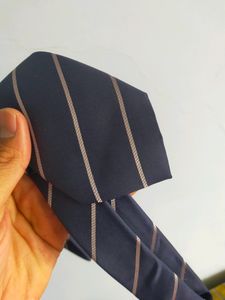 New Condition Unisex Tie