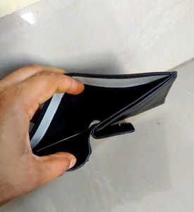 Black Bifold Wallet with Stripe