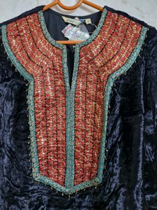 Global Desi Embellished Velvet Kurta