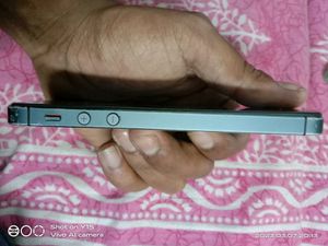 I Phone 4s..In Working Condition... Apple