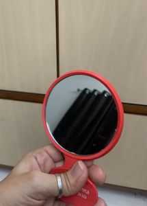 Handheld Mirror