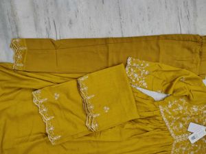 Elegant Embroidered Kurta Pant Set