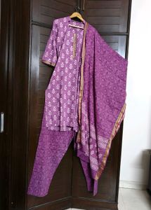 Women Purple Cotton Printed Suit Set