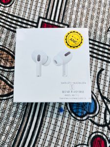 AirPods Pro &amp; Wired Earphones
