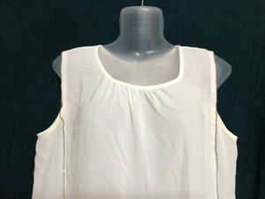 Red Queen White Sleeveless Top