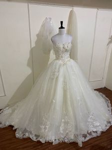 Elegant Wedding Gown