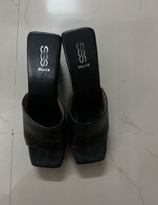 brand new sss black y2k heels
