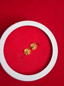 Beautiful New Flower Desine Studs