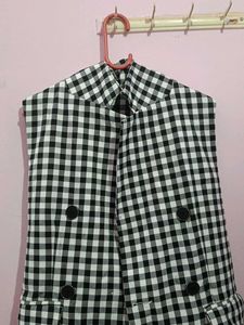 This is a classic Korean oversized coat