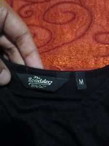 Black Sleeveless Top