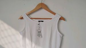 White Sleeveless Casual Dress