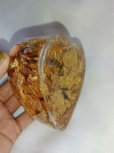 Golden Petals Heart Shape Pen Stand+ Paper Weight
