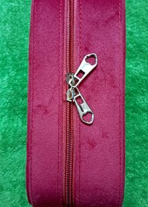 ♥️Faces Canada Red Jewellery Organiser Box♥️