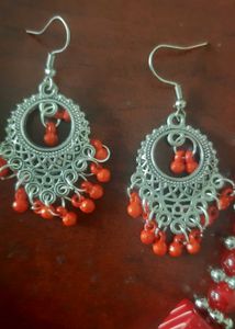 BRAND NEW Red Beaded Necklace &amp; Earring Set