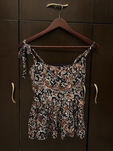 sleeveless short kurta