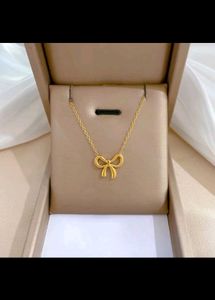 Gold Bow Necklace