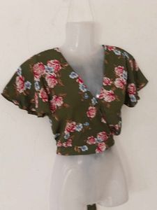 CUTE TOP