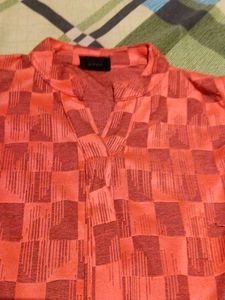 Trendy Cold Shoulder Printed Top – Bold &amp; Breezy!