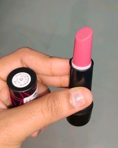 ELLE 18 Color Pops Matte Lipstick