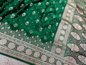 Katan Zari Work Full Skart Design