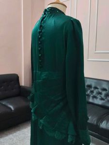 Emerald Green High Quality Stunning Vintage Dress