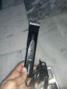 Shaving machine trimmer