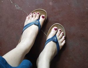 Used Slippers For Women 💫