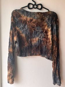 Stylish Patterned Top