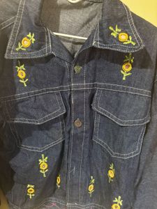 ₹190 Embroidered Denim Jacket - XL