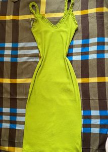 SALE!!Zara Lime Ribbed Midi