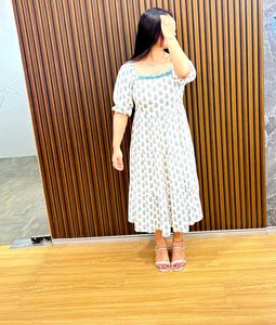 Floral Print Tiered Dress