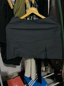 mini grey skirt with slit