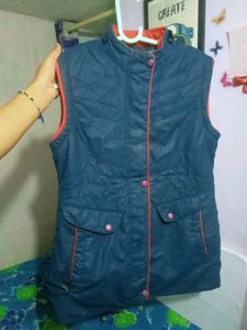 Thick Vry Warm Half Sleeve Jacket 🧥