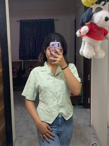 Light green crop half sleeve shirt
