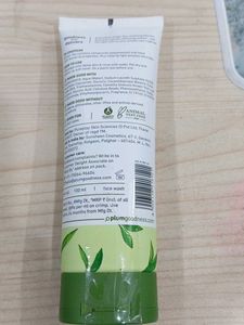 Plum Green Tea Pore Cleansing Face Wash