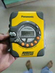 Vintage Panasonic Shockwave Radio -able to turn On