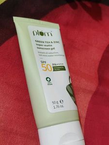 Plum Green Tea Sunscreen SPF 50