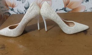 Bigtree White Sequins Heels😍😍