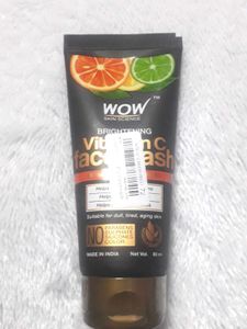 WOW Skin Science Brightening Vitamin C & Niacinami