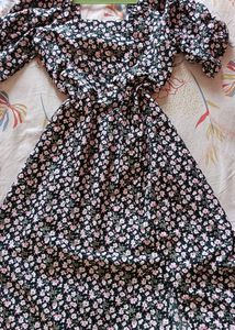 Beautiful Floral Midi Dress Women Square Neck