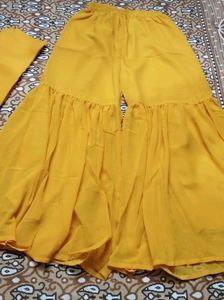 Xomantic Fashion Women Kurta Sharara Set