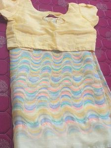 Beautiful Saree With Boat Nack Blouse 34 Size