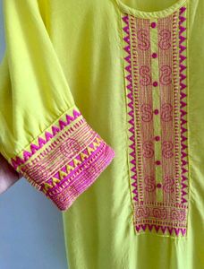 💖Embroidered Beautiful Kurta 💛💗