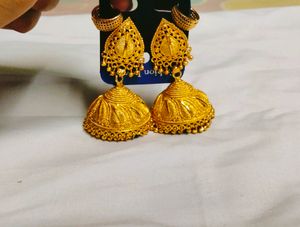 Golden Jhumka Combos