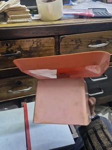 Vintage Kitchen Scale