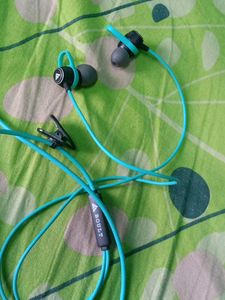 Real Boult Earphone. But Only One Ear Working.
