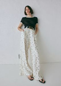 Old Navy Flared Trouser ⭐️& 🌙 Print